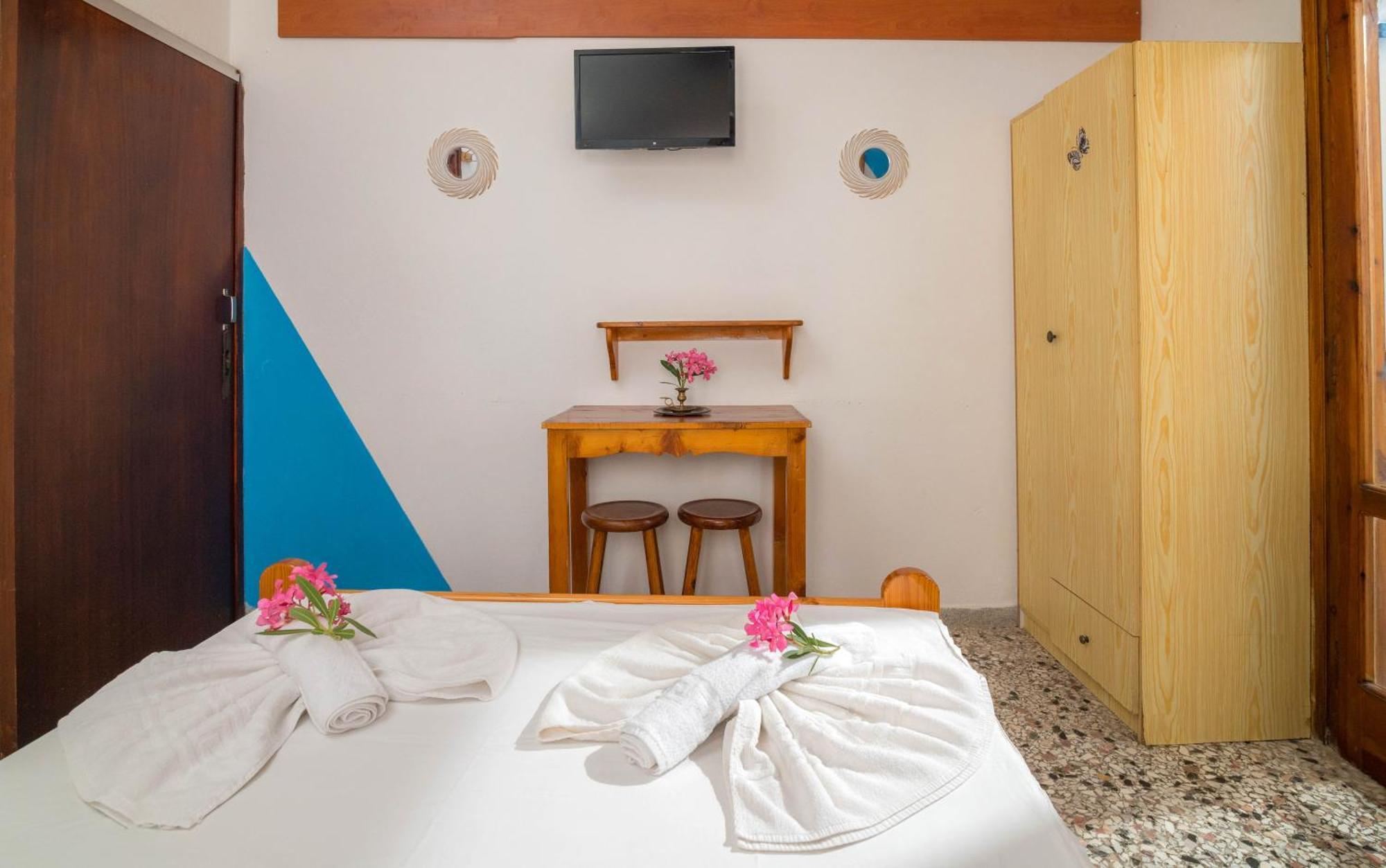 Minoa Sea Rooms Цуцурос Екстер'єр фото