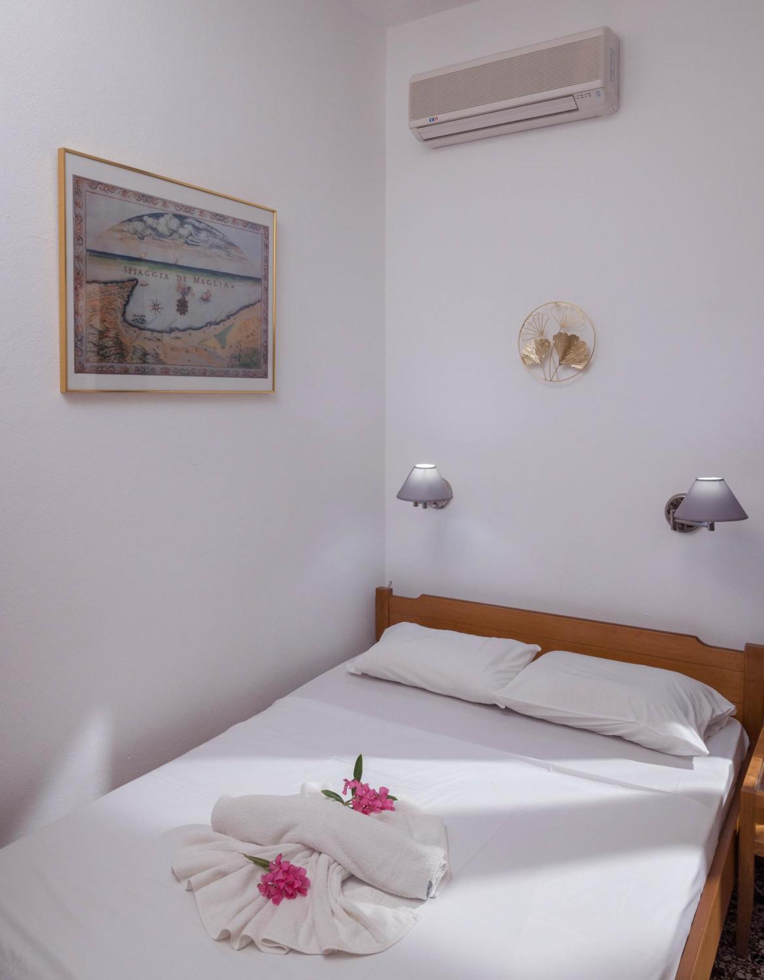 Minoa Sea Rooms Цуцурос Екстер'єр фото