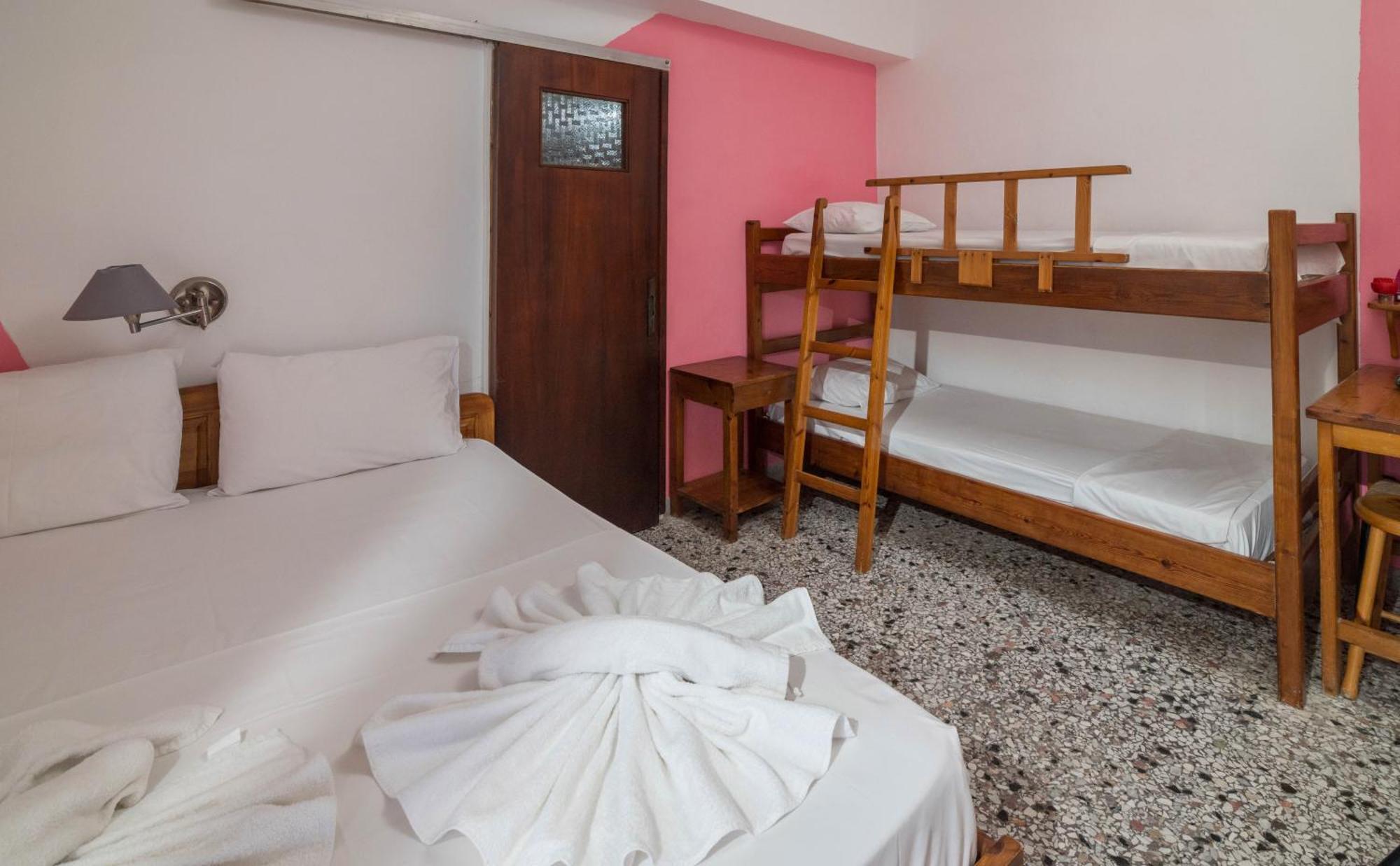Minoa Sea Rooms Цуцурос Екстер'єр фото