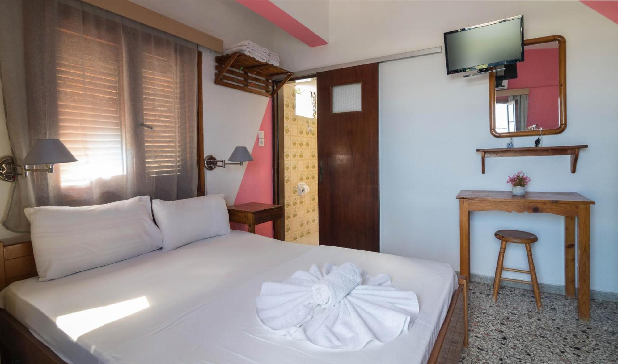 Minoa Sea Rooms Цуцурос Екстер'єр фото