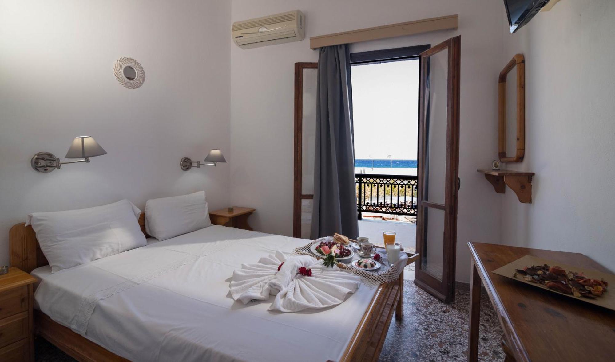 Minoa Sea Rooms Цуцурос Екстер'єр фото