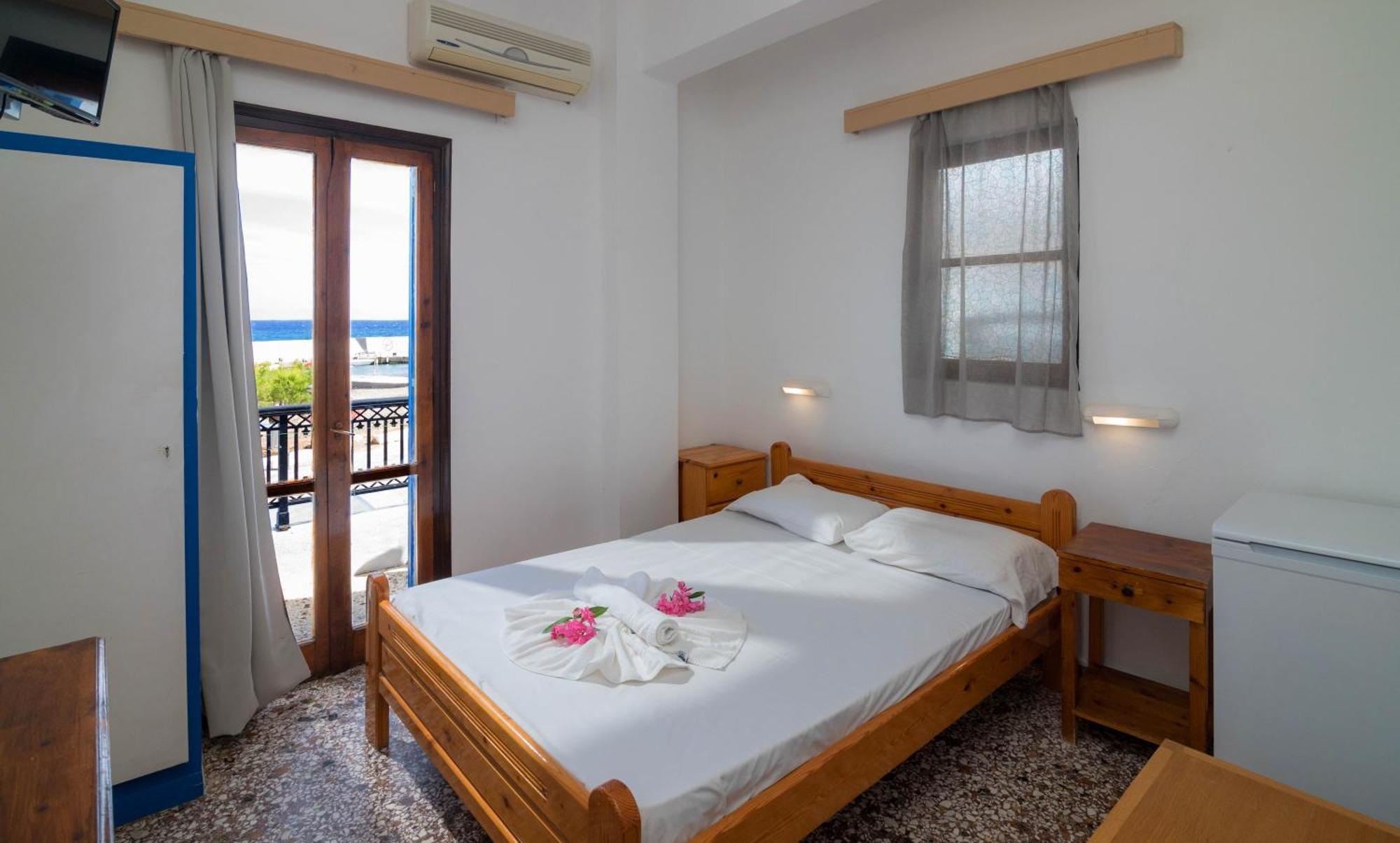 Minoa Sea Rooms Цуцурос Екстер'єр фото